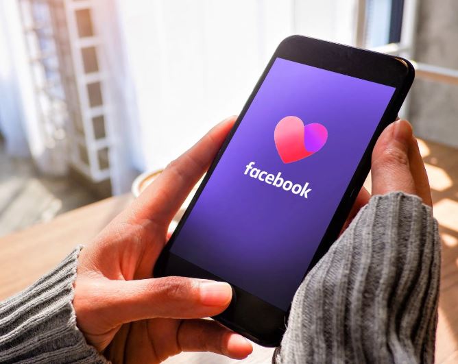 Install Facebook Dating App
